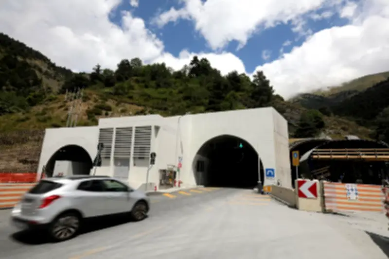 Doublement du tunnel de Tende : des collectifs franco-italiens s'y opposent