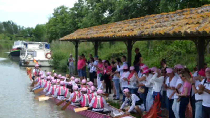 Dragon boat : des femmes touchées par le cancer du sein se préparent pour la Vogalonga