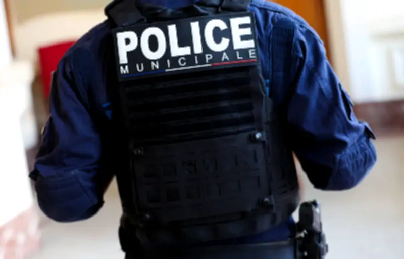 Drame à Colmar : un homme chute du troisième étage sous les yeux du maire