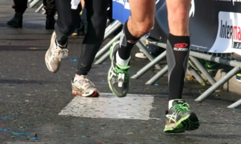 Drame lors du marathon des Deux Rives : un coureur de 65 ans décède