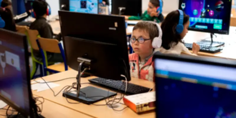 Éducation nationale : réformes et numérique, un décalage persistant