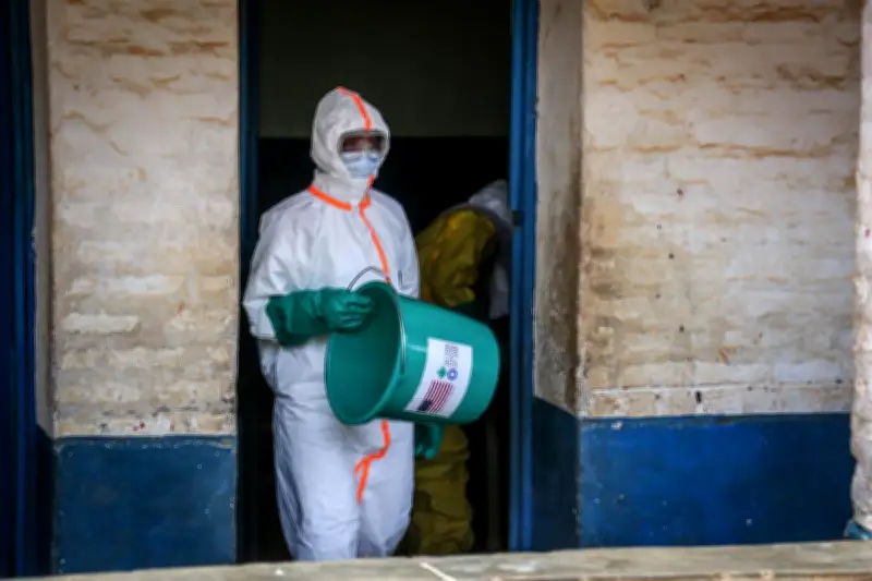 Ebola en Ouganda : deux nouveaux cas, sept au total dont un mort