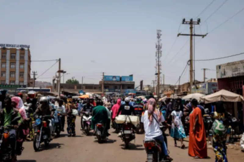 Embargo jihadiste, lynchages, répression politique : à Bamako, la psychose s'empare des habitants