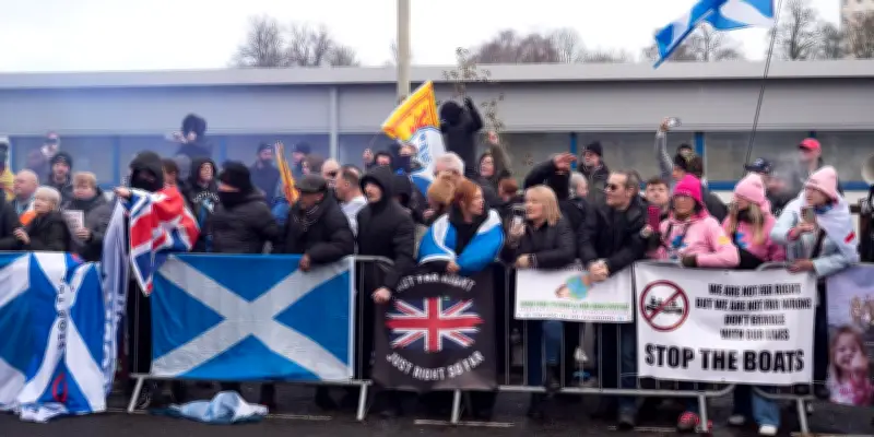 En Écosse, à Falkirk, Reform UK capitalise sur les mobilisations antimigrants
