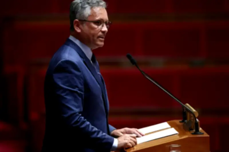 Enquête pour provocation à la haine après un chant pétainiste à Carpentras