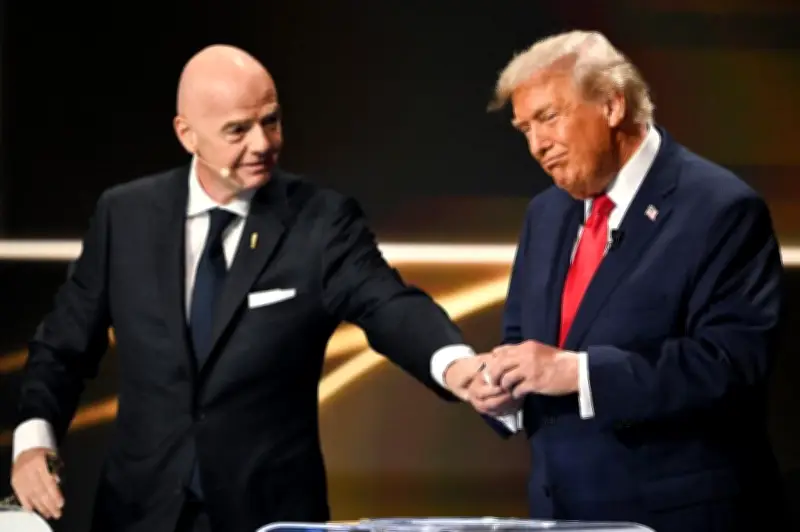 Enquête sur Gianni Infantino : le patron de la Fifa devenu chef d'État