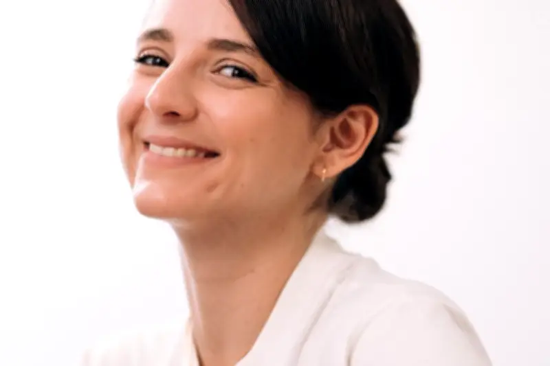 Eva Sadoun : l'économiste citoyenne qui concilie finance et musique