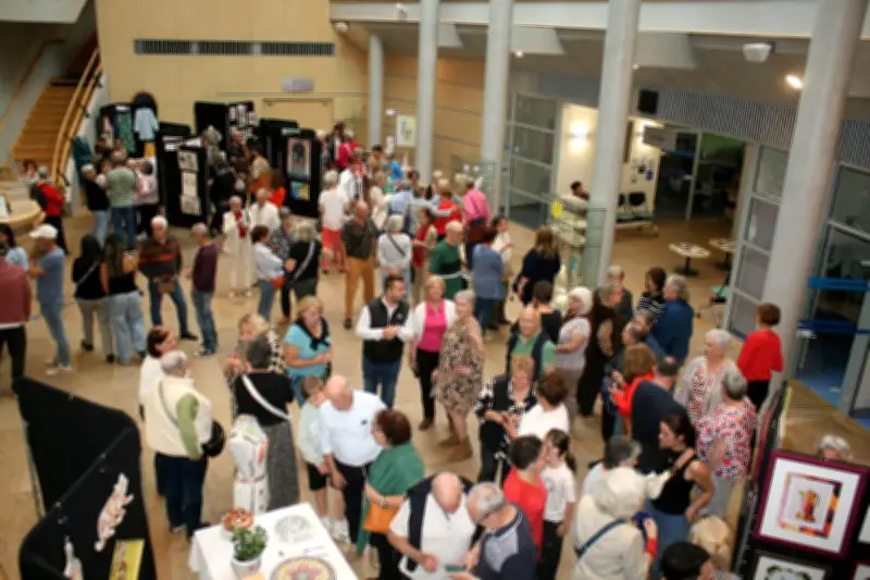 Exposition Âmes d’artiste à Lons : créations artisanales à la mairie