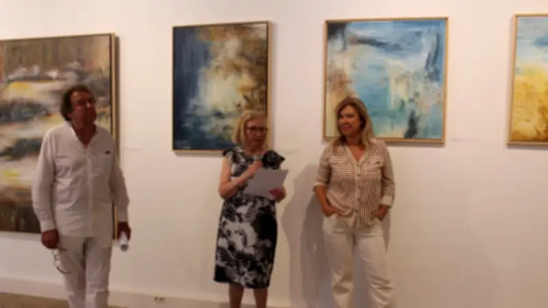 Exposition «Œuvres en apesanteur» : voyage intérieur aux Capucins à Aigues-Mortes