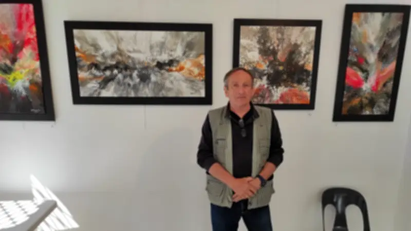 Exposition à Vias : deux peintres aux styles contrastés