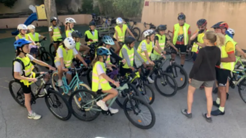 Fabrègues : les écoliers de CM2 bouclent un périple à vélo de 30 km