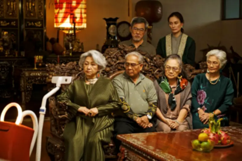« Fantôme utile » : un OVNI thaïlandais entre fantômes et politique