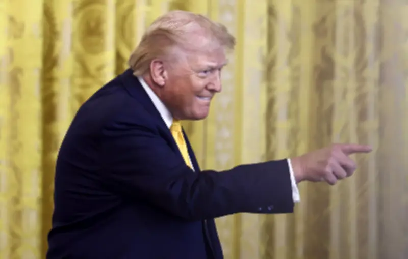 Fausse insulte de Trump au Premier ministre australien sur Truth Social