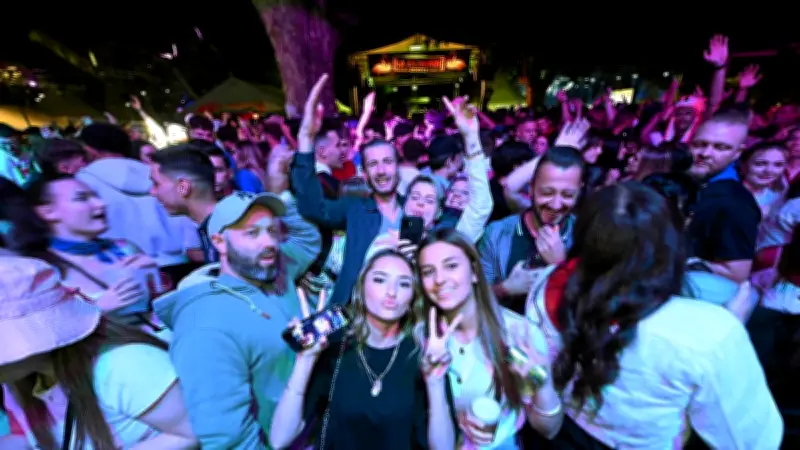 Feria d'Alès 2026 : ambiance survoltée pour l'ouverture des bodegas