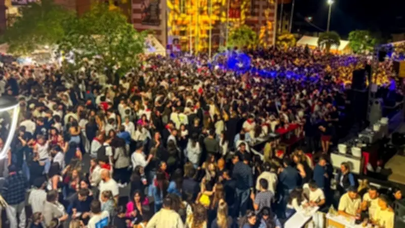 Feria Off à Béziers : plus de 4 000 fêtards célèbrent tauromachie et Bacchus