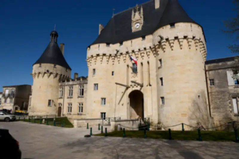 Fermeture exceptionnelle des services publics à Jonzac le 15 mai