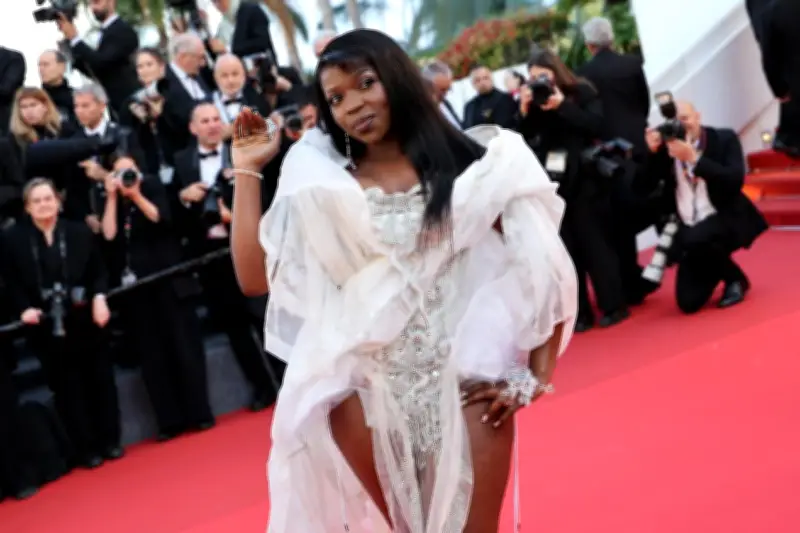 Festival Azura Fréjus : Theodora rejoint Jul et Gims à l'affiche