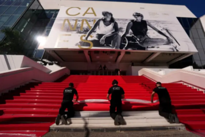 Festival de Cannes jour 1 : mutinerie anti-Bolloré dans le cinéma