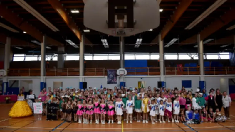 Festival des Florentines : 187 majors et majorettes enflamment Roquemaure