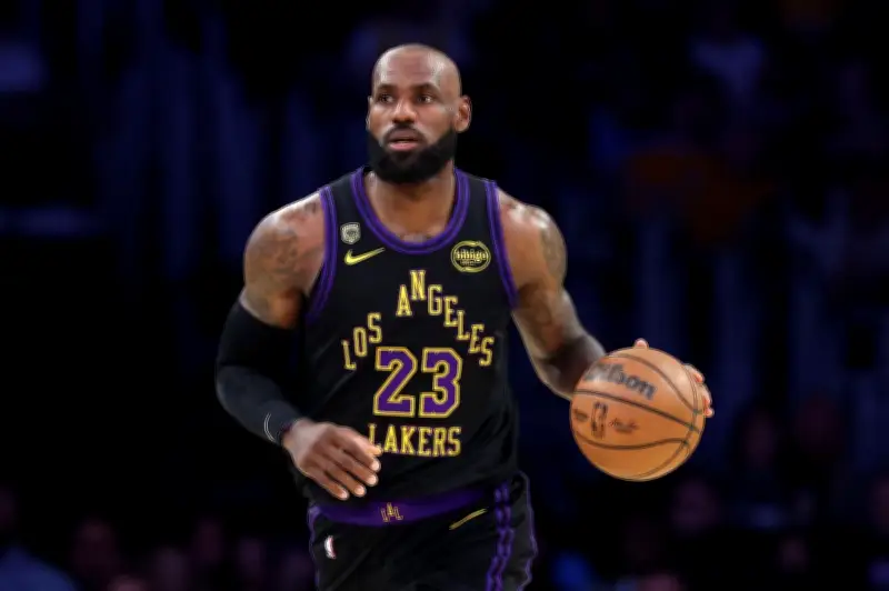 Fin de saison pour les Lakers : l'avenir de LeBron James en question