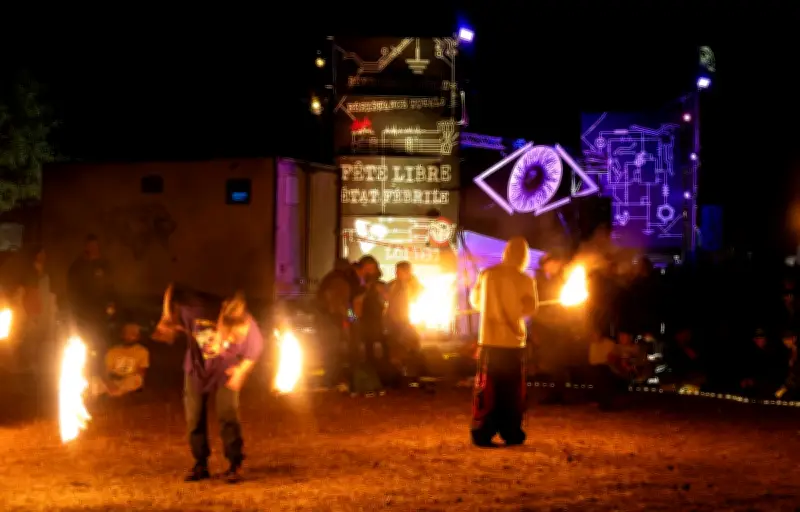 Fin du teknival près de Bourges après cinq jours de fête et heurts