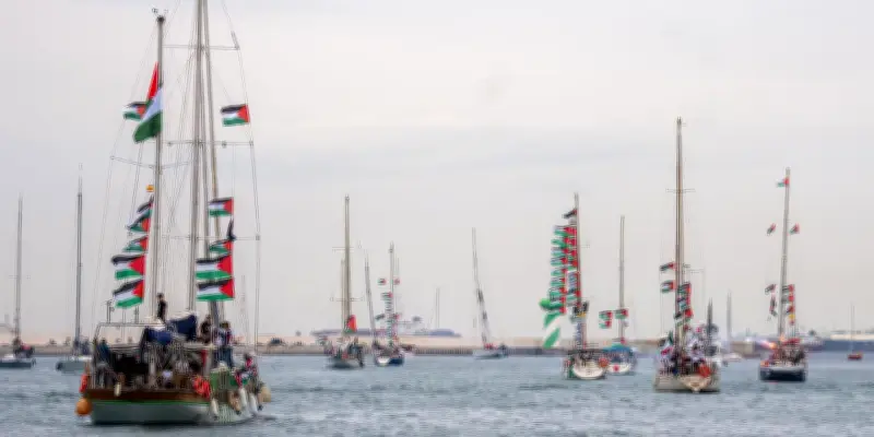 Flottille humanitaire vers Gaza interceptée : 15 Français débarqués en Grèce