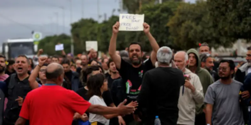 Flottille pour Gaza : l'Espagne juge illégale la détention d'un militant espagnol en Israël