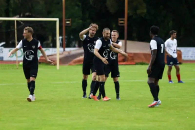 Football : L'Elan Boucalais monte en R2, les Croisés de Bayonne en tête