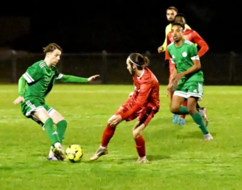 Football : Thenon et Sarlat en lutte pour la montée en Régional 3