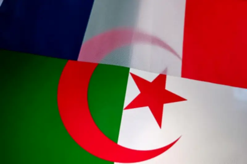 France-Algérie : retour de l'ambassadeur pour restaurer les liens après la crise