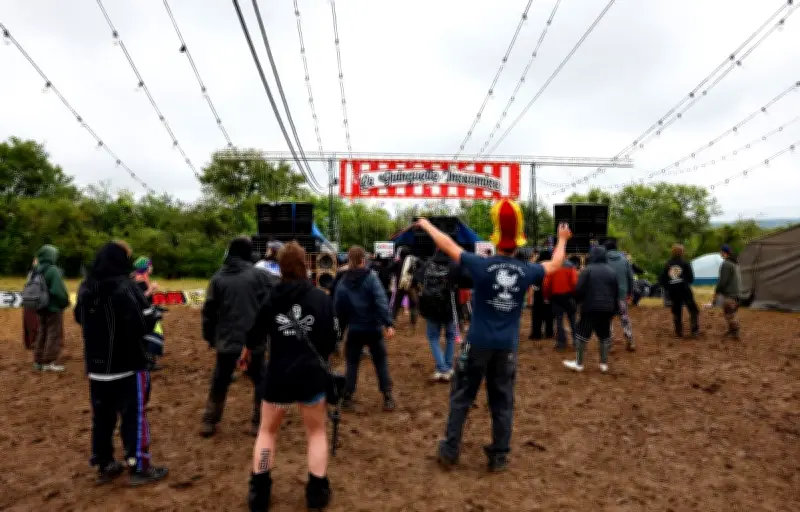 Free party près de Bourges : début du départ des participants