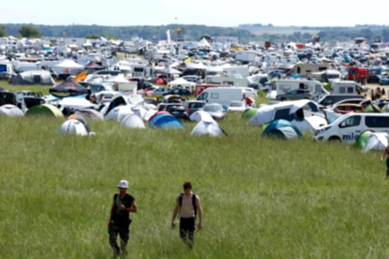 Free party près de Bourges : un obus découvert, jusqu'à 40 000 participants
