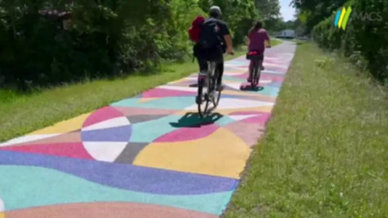 Fresques géantes sur la Vélodyssée : l'art s'invite sur les pistes cyclables landaises