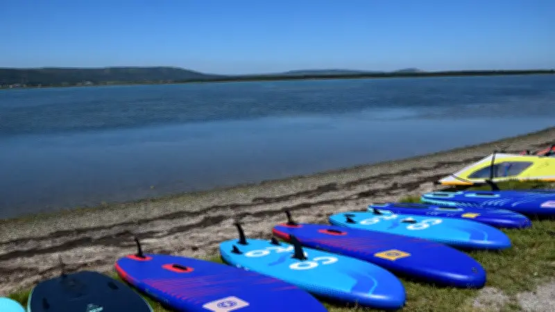 Frontignan : sports de glisse et pêche de loisir menacés sur l'étang d'Ingril
