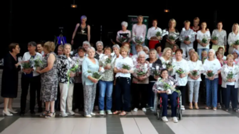 Fête des mères et des pères au Club des aînés d'Aramon