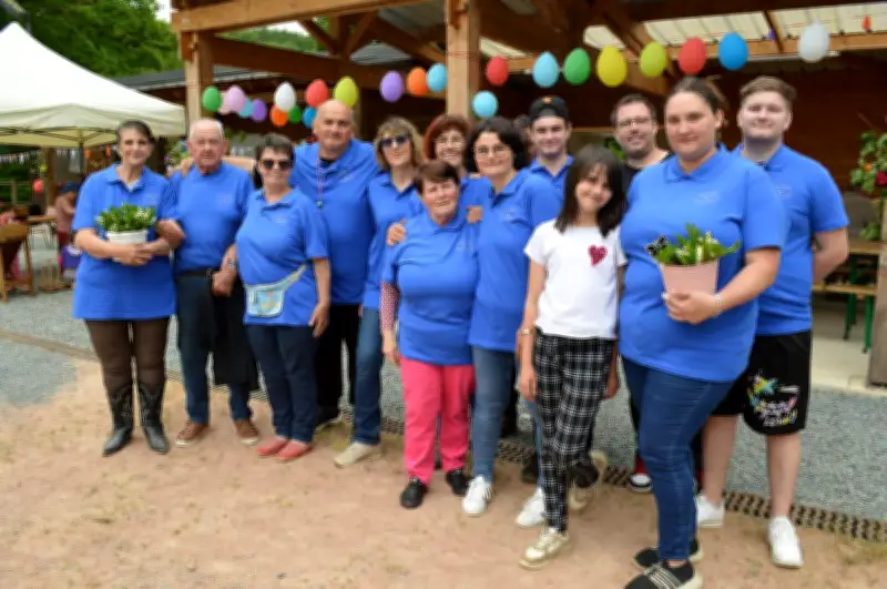 Fête du muguet à Saint-Jory-de-Chalais : un franc succès pour les producteurs locaux