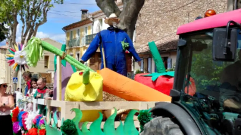 Fête du printemps à Magalas : corso fleuri et dragon Sauta Roc