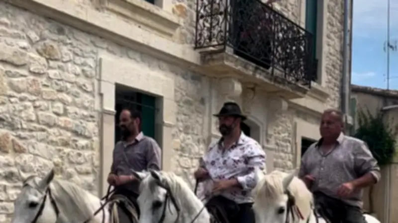 Fête votive à Combas : trois jours de traditions camarguaises