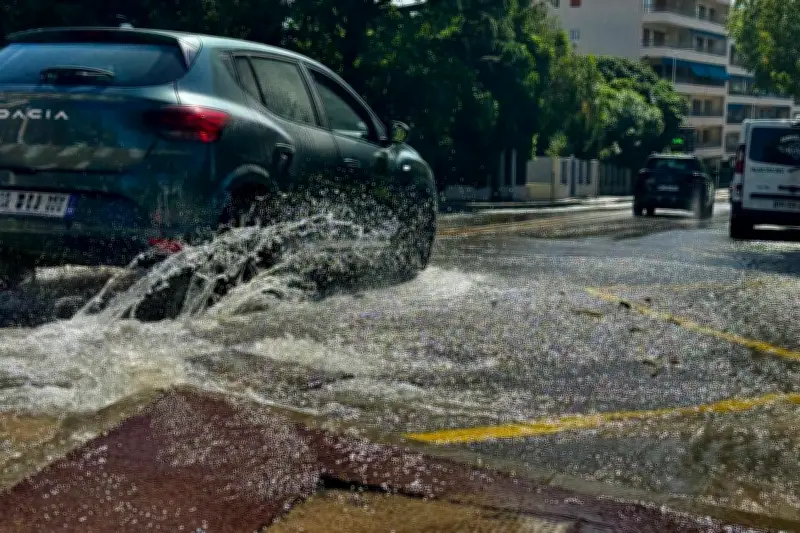 Fuite d'eau majeure à Juan-les-Pins : une vanne a cédé, intervention en cours