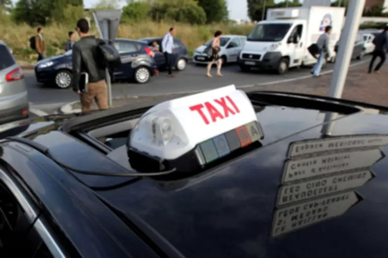 G7 s'implante à Bordeaux pour moderniser le taxi face à Uber