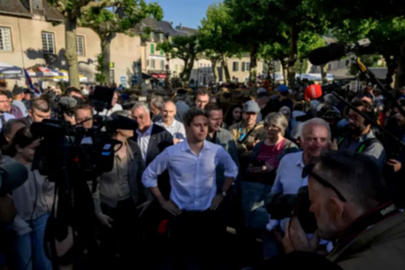 Gabriel Attal officialise sa candidature à l'élection présidentielle de 2027 dans l'Aveyron