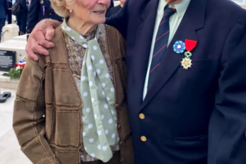 Gaston Bosset, 95 ans, reçoit la Légion d'honneur à La Seyne
