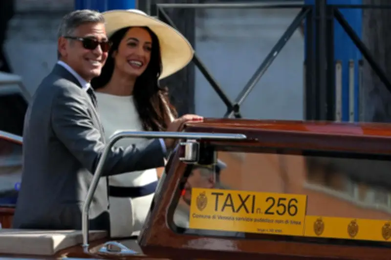 George Clooney fête ses 65 ans dans le Var : week-end romantique entre Bendor et Saint-Tropez