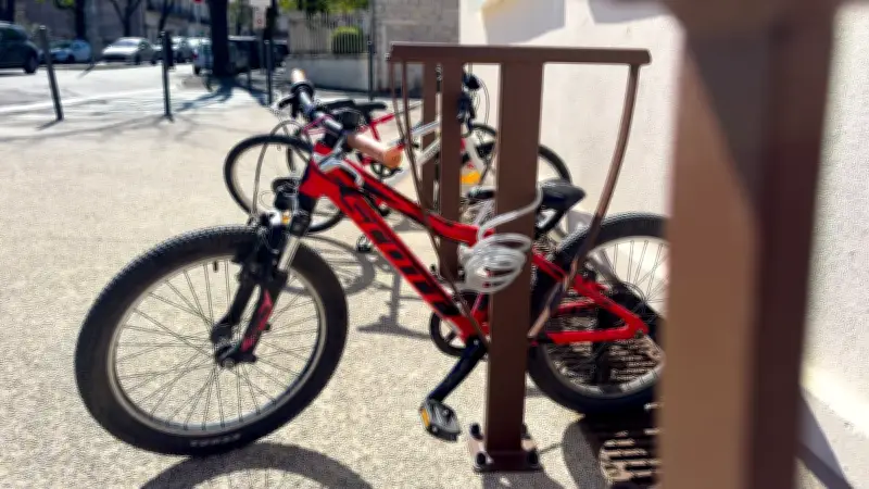 Gignac investit 7 000 € pour des supports à vélos dans la ville