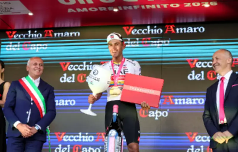 Giro 2026 : Narvaez s'impose en solitaire à Fermo, Eulalio garde le rose