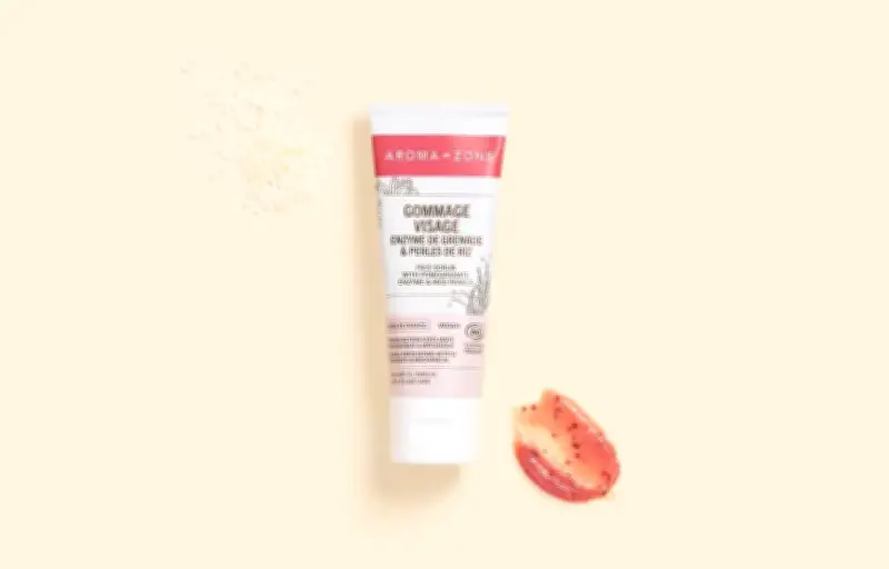 Gommage visage Aroma-Zone : l'avis des testeurs sur ce soin à 6,95 €