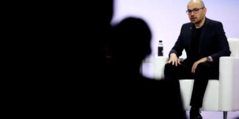 Google DeepMind investit dans le studio du jeu Eve Online pour tester son IA