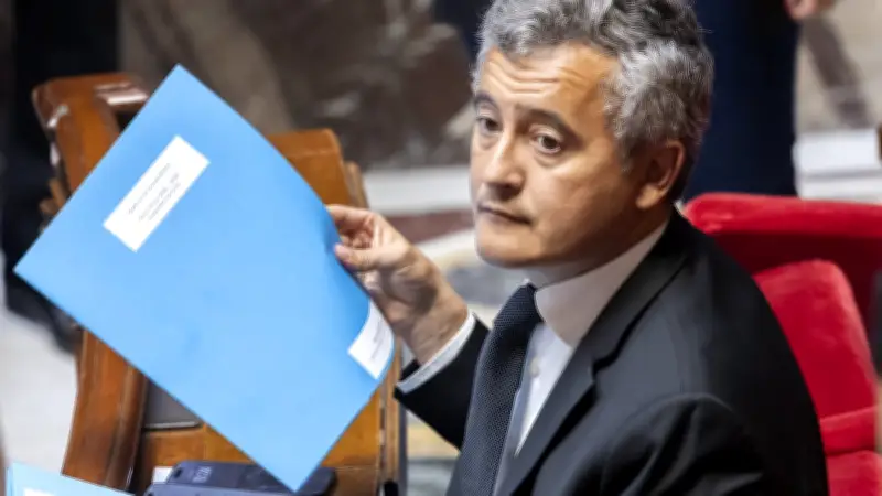 Gérald Darmanin propose un moratoire de trois ans sur l'immigration légale