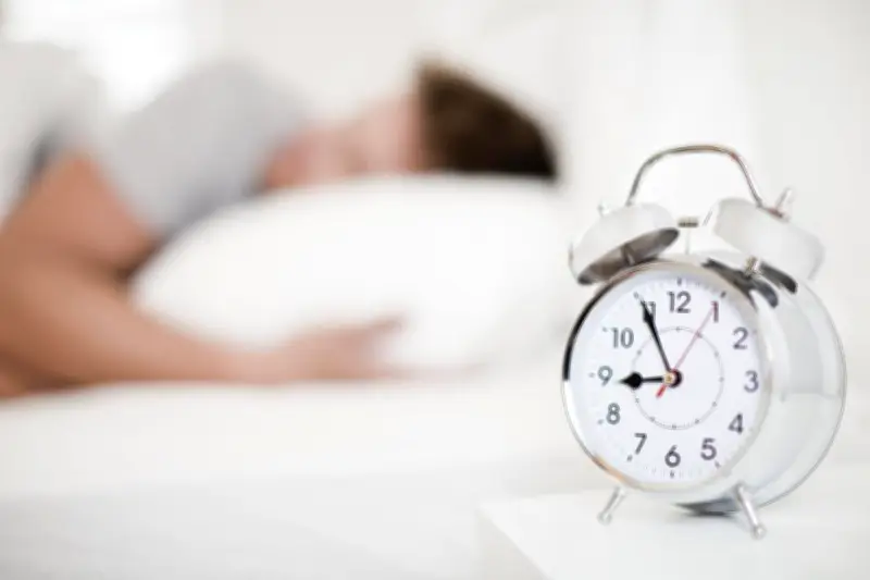 Grasse matinée : superpouvoir ou inégalité face au sommeil ?