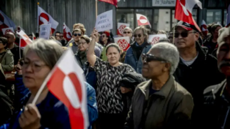 Groenland : 500 manifestants contre les ambitions américaines